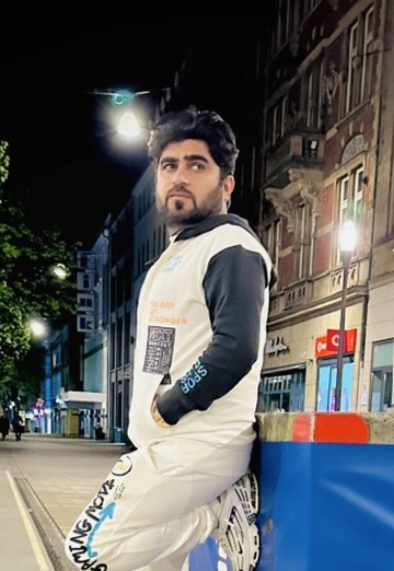 Umer (@umer126) — my photo № 1