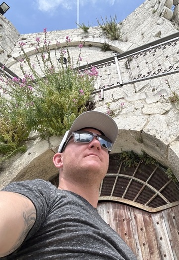 Chad (@chad181) — my photo № 2