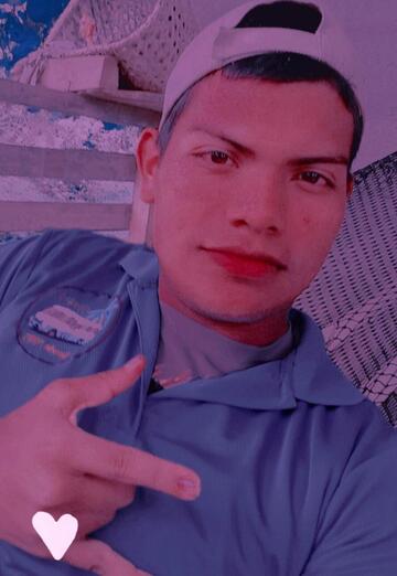 Sam (@sam8253) — my photo № 3