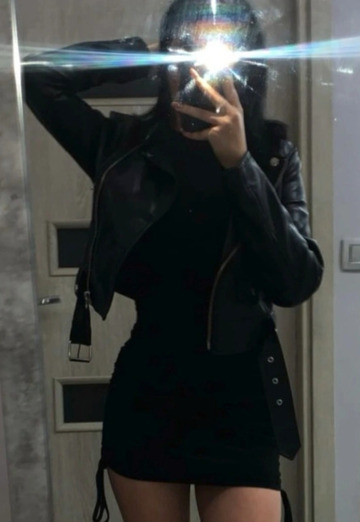 Karolina (@karolina6710) — my photo № 1