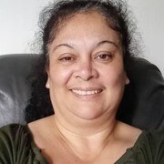 Linda 39 Elmhurst