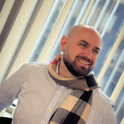 Julien 45 Genève