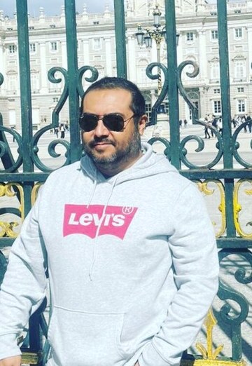 Luis (@luis2516) — my photo № 1