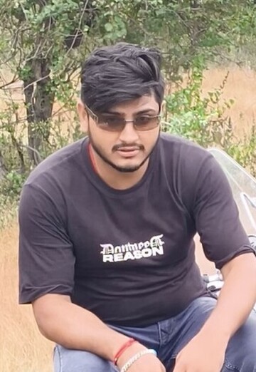 Shurya Tripathi (@shuryatripathi) — my photo № 2