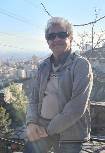 Fereydoun (@fshm1970) — my photo № 3