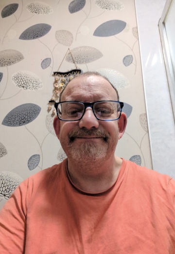 Robin (@robin920) — my photo № 1