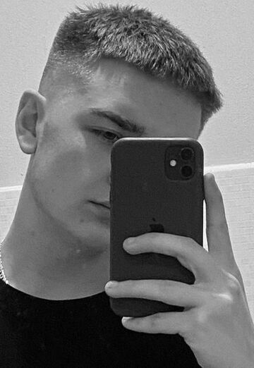 Artyom (@artem256378) — my photo № 1