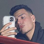 Alejandro 22 Caracas