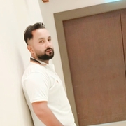 Zeeshan Malik 32 Lahore