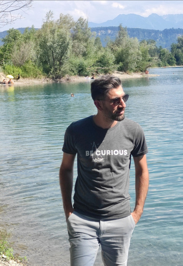 My photo - Husin, 35 from Linz (@husin54)