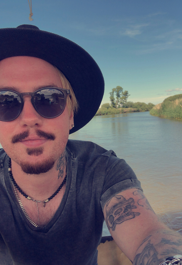 Robert (@robert17538) — my photo № 1